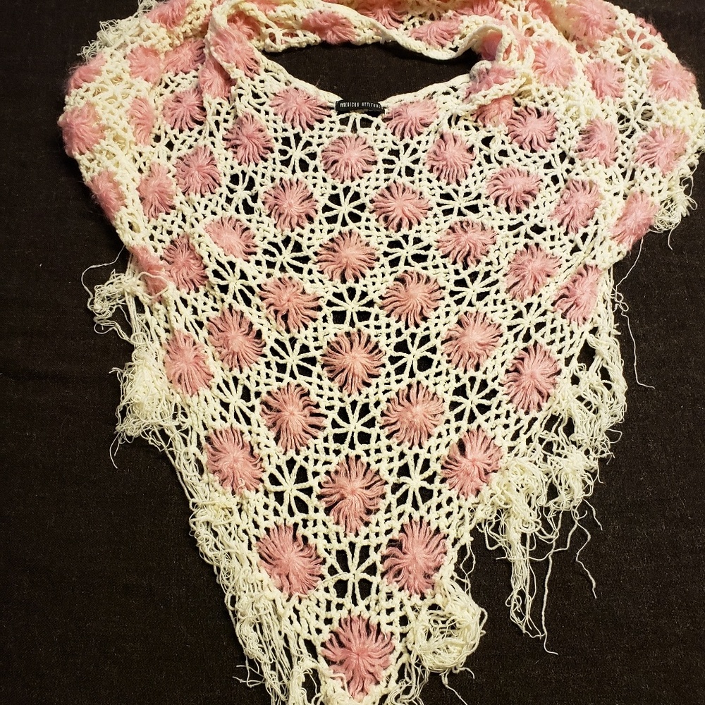 Scarfs - Picture 2 of 3